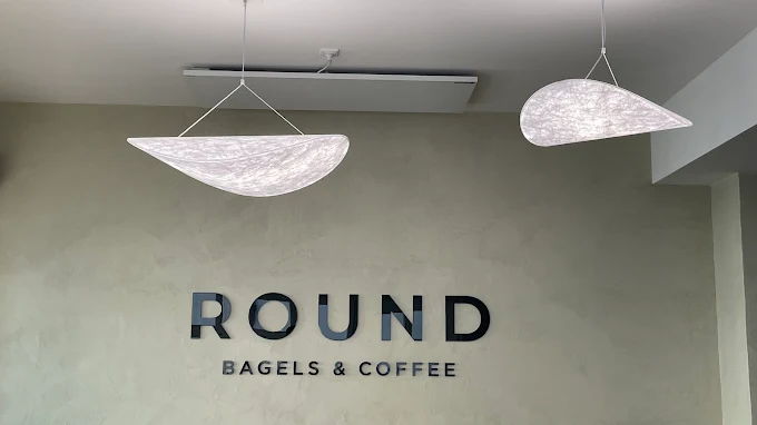 Beefy Round Bagel mit Pastrami